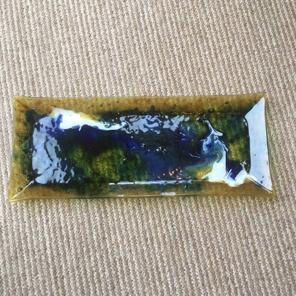 Vintage Colorful Art Glass Relish Plate.